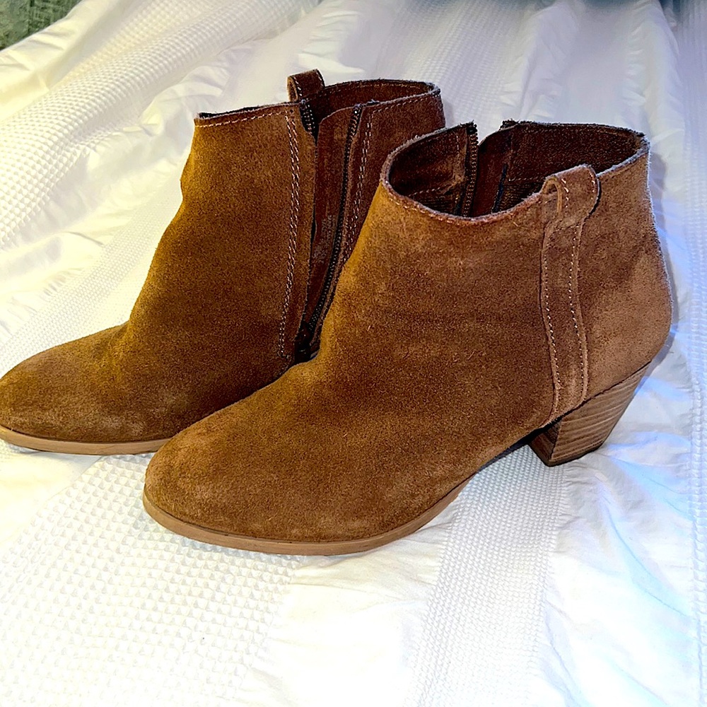Dina - Western pull tab bootie